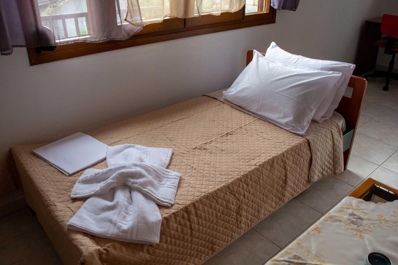Efi'S Guest House Agios Dimitrios  Ngoại thất bức ảnh