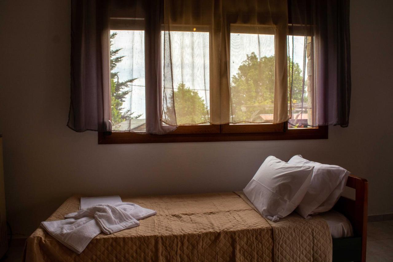 Efi'S Guest House Agios Dimitrios  Ngoại thất bức ảnh